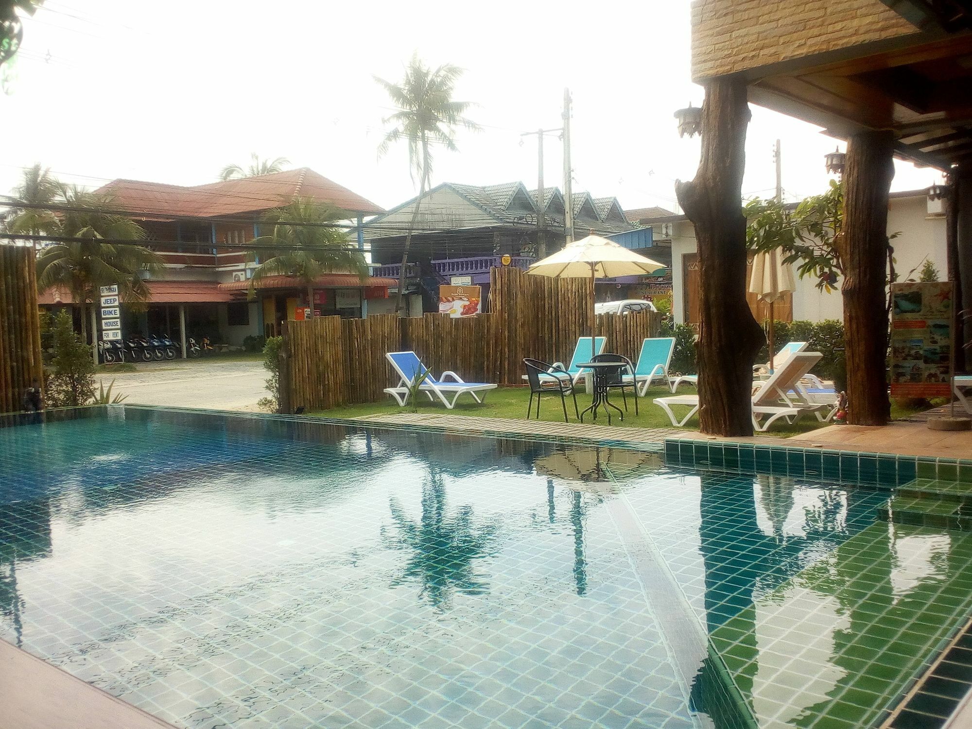 Billabong Hotel And Cafe Baan Tai Exterior foto